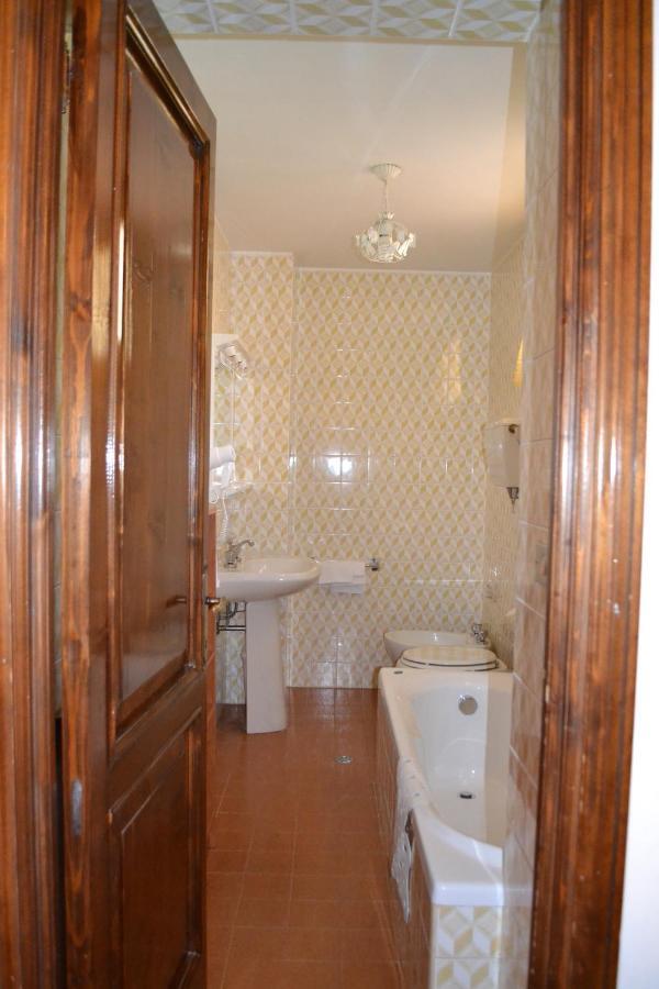 Hotel Roma Scanno Exterior photo