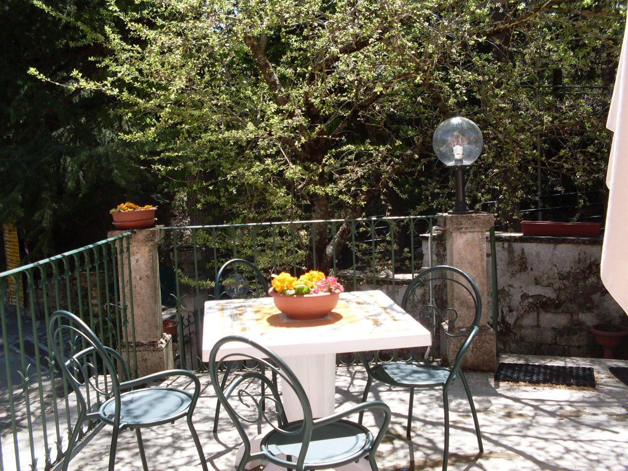 Hotel Roma Scanno Exterior photo